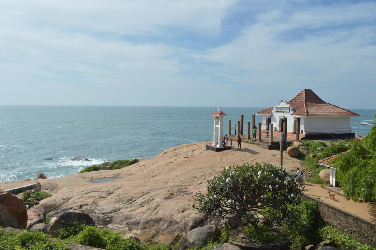 Back Of Beyond Dune Camp Yala Exterior photo